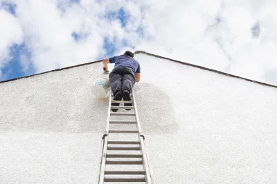 Peinture extérieure à Poueyferré — façades et ravalement